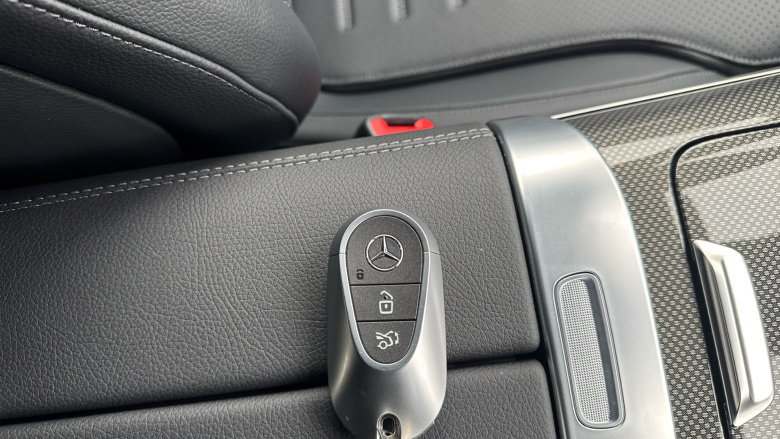 Mercedes-Benz GLC 300d 4Matic AMG Line Premium 5dr 9G-Tronic Diesel Estate